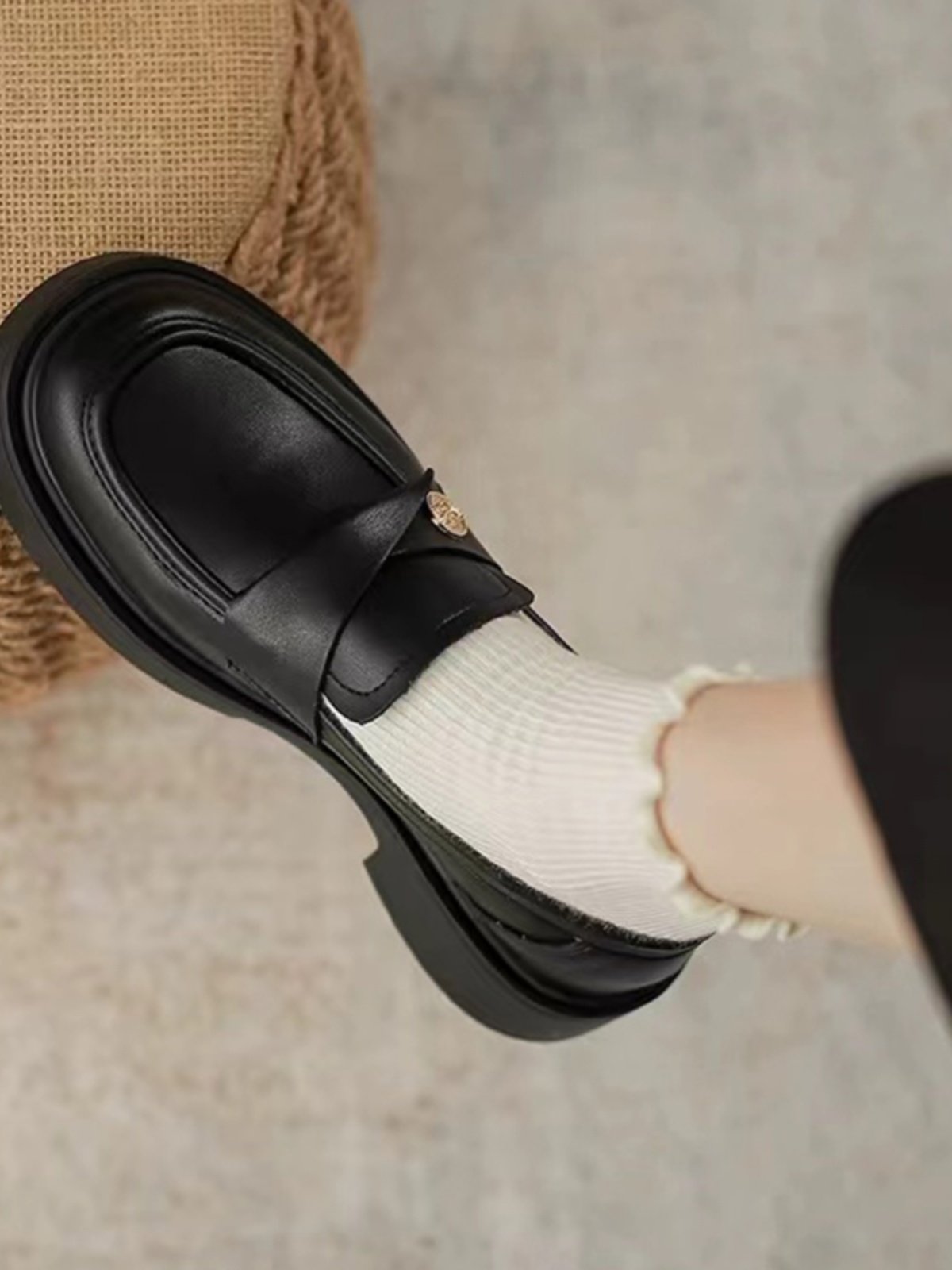 Genuine Soft Leather Coin Loafers for Women, Retro 202 Spring New Style British Flat Shoes, Slip-On Small Leather Shoes for Women