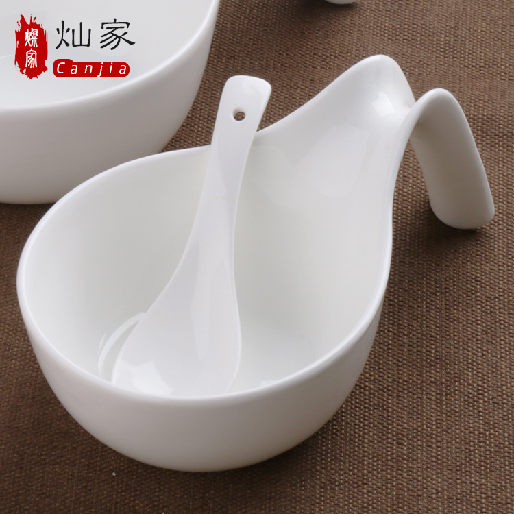 The downtown home ceramic handle big rainbow such as bowl mercifully rainbow such as bowl bowl bowl of soup powder in hand bowl of noodles in soup such as always