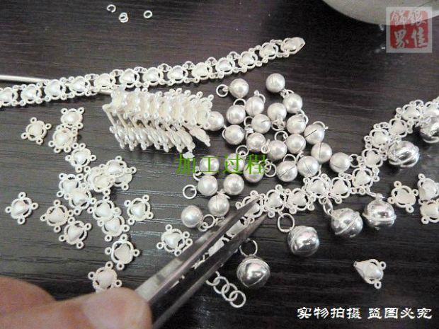 99 bông bạc hình trái tim kích thước vòng hoa chuông làm việc tốt với cá tính để gửi tặng mẹ nữ thần món quà sinh nhật lắc chân
