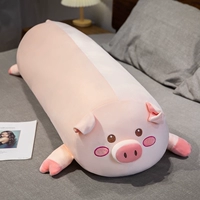 Длинная свинья с круглыми глазами