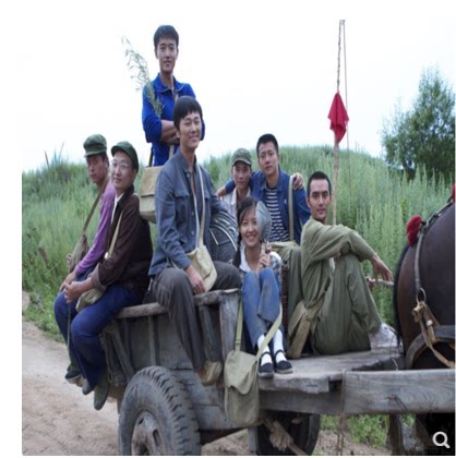 In the 70-80 Years Cultural Revolution nostalgia xiaoqing downtown clothing stage clothes retro peasant workers village nuns perform costumes