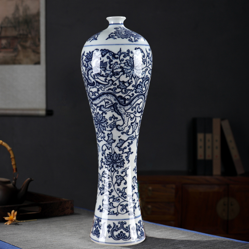 Combination of blue and white porcelain vase furnishing articles flower arranging archaize sitting room adornment Chinese jingdezhen ceramics high landscape model