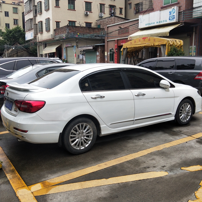 Đuôi lớn C50 đuôi 14-16 C50 Đuôi sửa đổi đặc biệt C50 miễn phí với cánh gió sửa đổi sơn - Sopida trên đuôi cá xe hơi