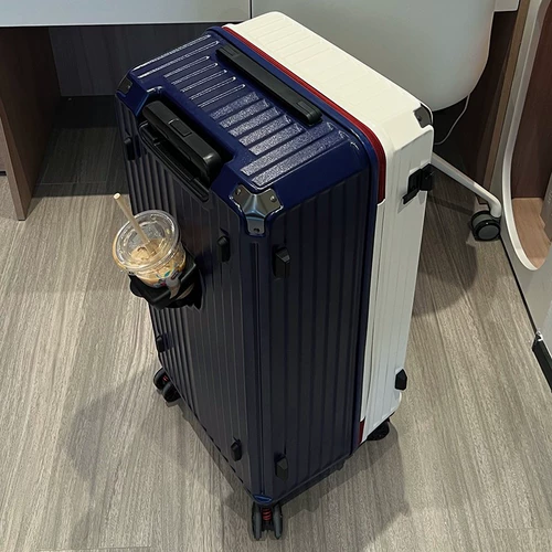 Универсальный вместительный и большой прочный чемодан на колесиках