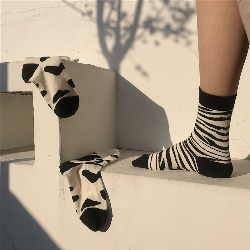 LET ME SEE black and white zebra stripes cow stripes color socks female ins tide in the tube wild Korean version autumn and winter