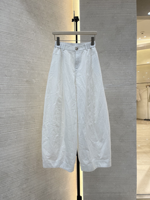 European Style 2026 Autumn New Versatile Slim-Fit Elastic Waist Curved Casual Pants for Women Loose Wide-Leg Pants 1215 Hanfu European Style 2026 Autumn New Versatile Slim-Fit Elastic Waist Curved Casual Pants for Women Loose Wide-Leg Pants 1215 Hanfu