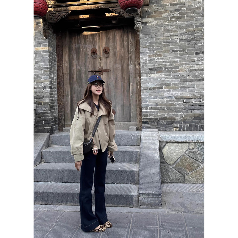 Lilystore/2026 Autumn New British Style Elegant Design Stand Collar Short Korean Style Windbreaker Jacket for Women
