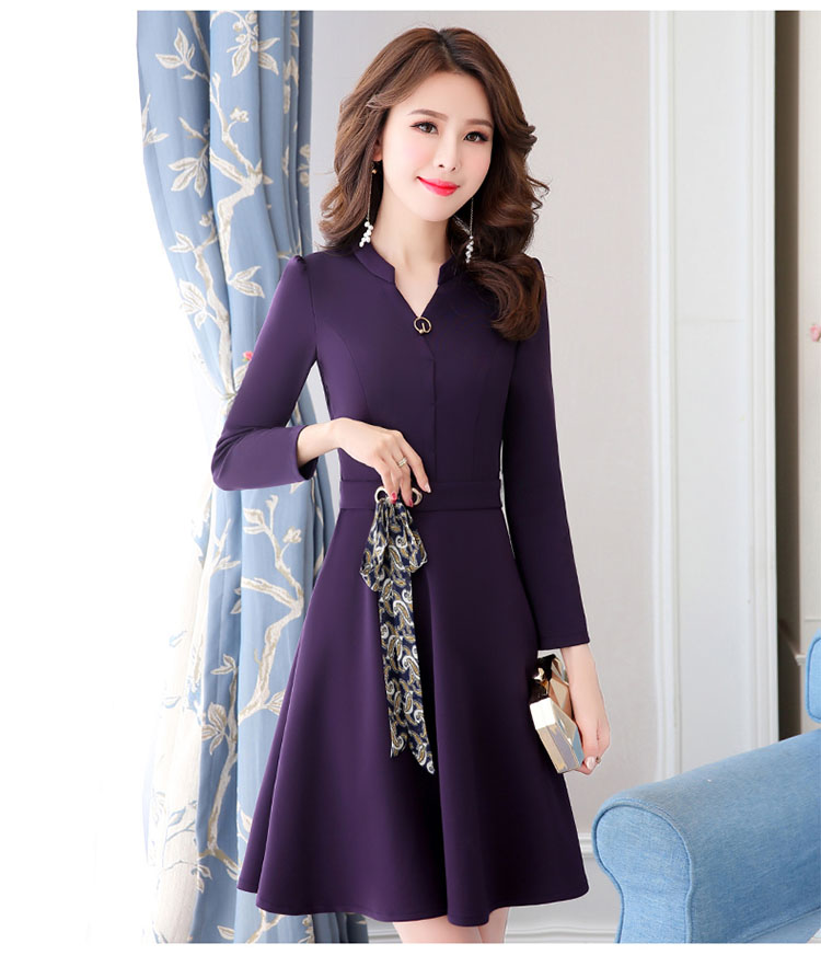 Cool jia mới mùa thu tay dài trong phần dài cổ chữ V kiểu A thời trang giản dị phiên bản Hàn Quốc của chiếc váy liền màu 181 đầm nhung đẹp