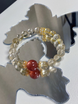 Xiaoyi Umails original design attracts wealth gold-colored crystals love and strawberry crystal bracelets a double harvest for career and love.
