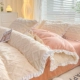 Lallic Model-Milk White Caramel
