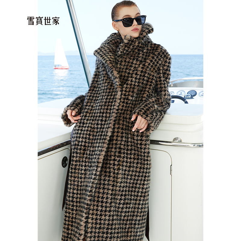Xuebao Shijia Original Houndstooth Mink Fur Coat for Women, Whole Mink Fashionable Young Mink Fur Coat, New Winter Style