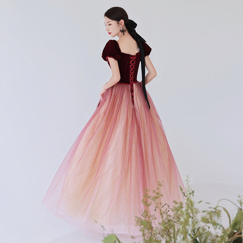 Toast dress bride 2022 new velvet summer little man on the run princess engagement dress Hepburn wind