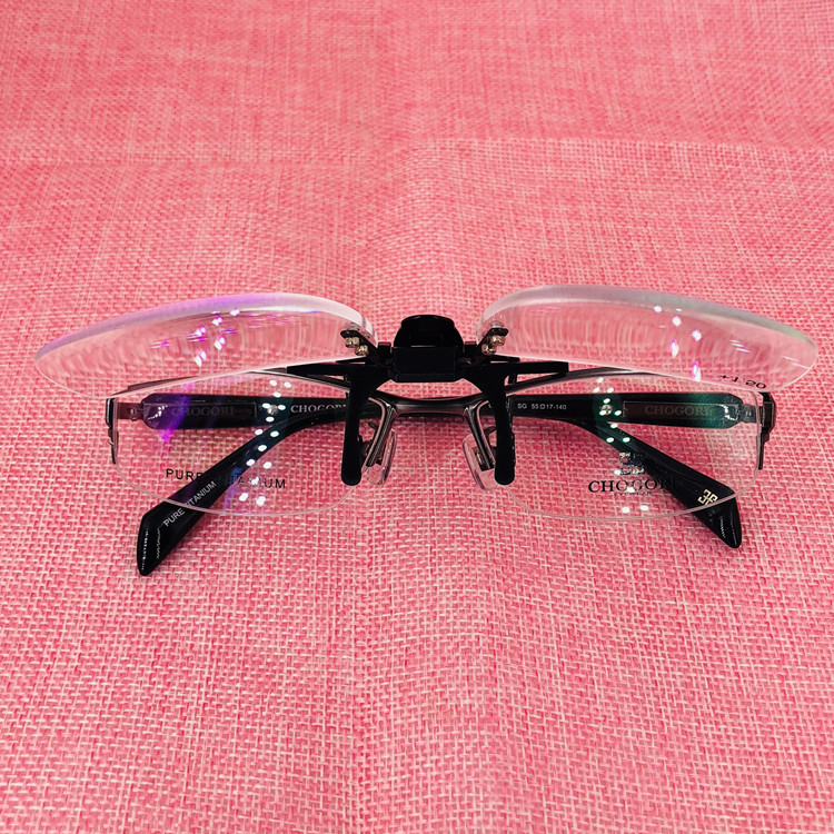 Kính siêu nhẹ kính cường lực loại clip chống ánh sáng màu xanh nhựa trung niên cận thị gương chiếu sáng cũ 150/200250 độ - Swiss Army Knife dao Victorinox Huntsman