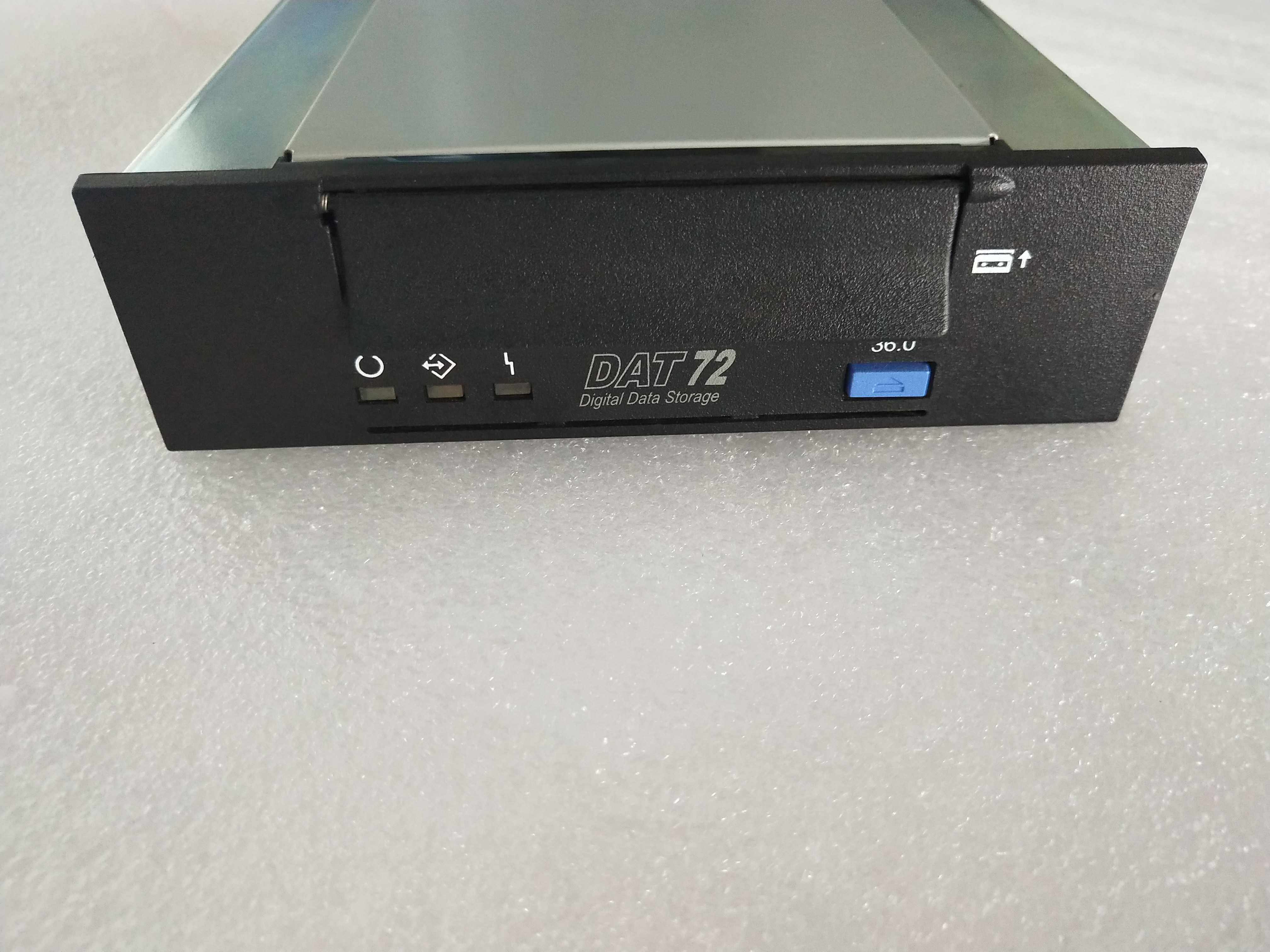 IBM 6258 1991 18P8779 18P8777 36 72GB 4mm 4mm DAT72 DDS-5 spot