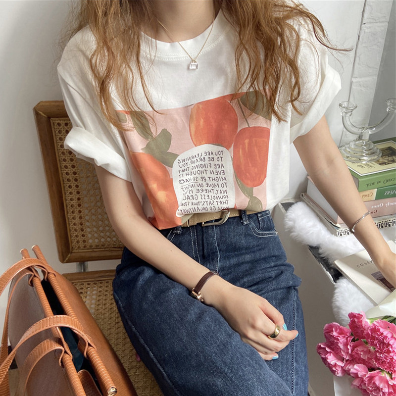 2022 new high-end printed short sleeves T-shirt female summer pure cotton loose Korean version design feeling small crowdsourced blouses