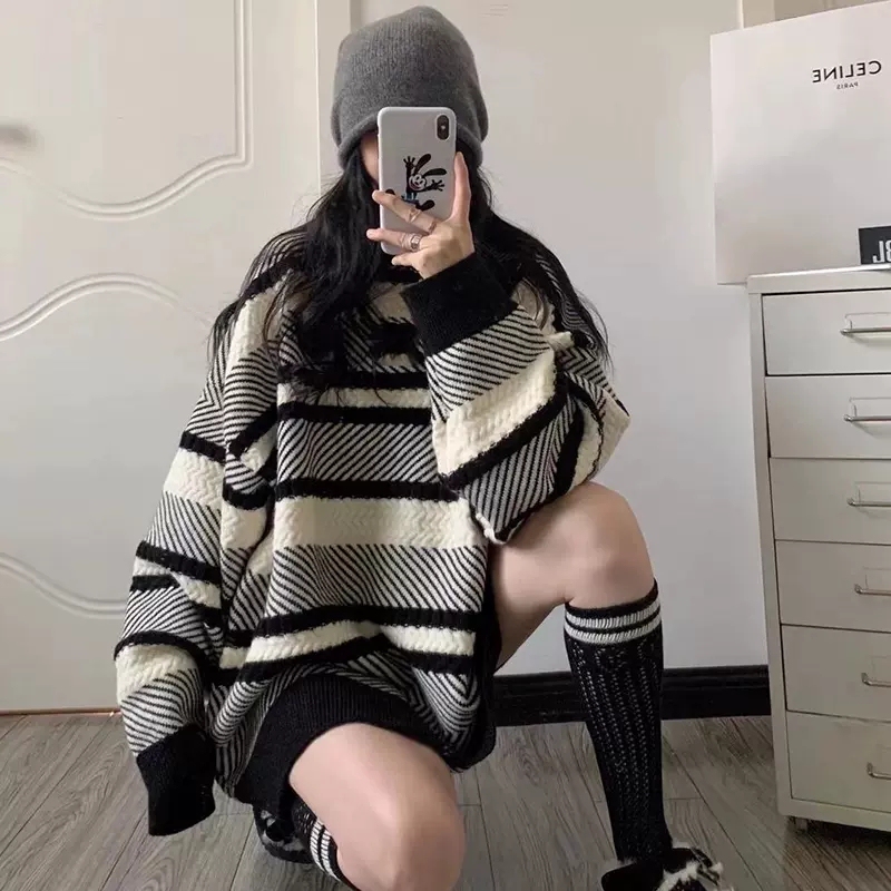 Plus-Size Women's Clothing for Chubby Girls, New Autumn and Winter Korean Style Loose Mid-Length Lazy Style Striped Long-Sleeve Sweater Coat