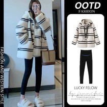 Maternity coat American retro striped lamb wool coat autumn and winter new versatile casual design niche suit