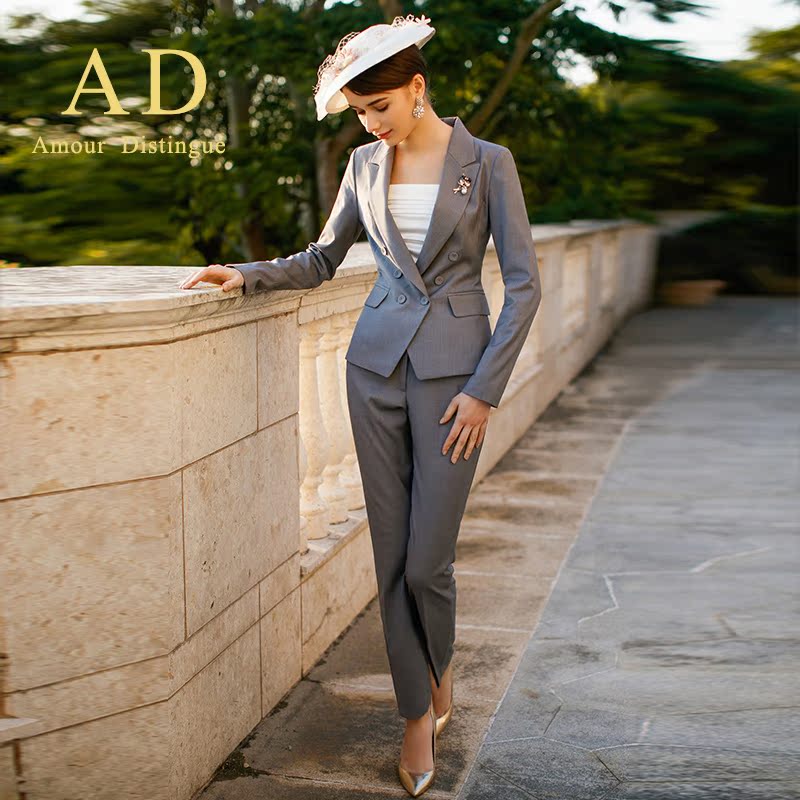 Tailleur femme - Ref 3241859 Image 3