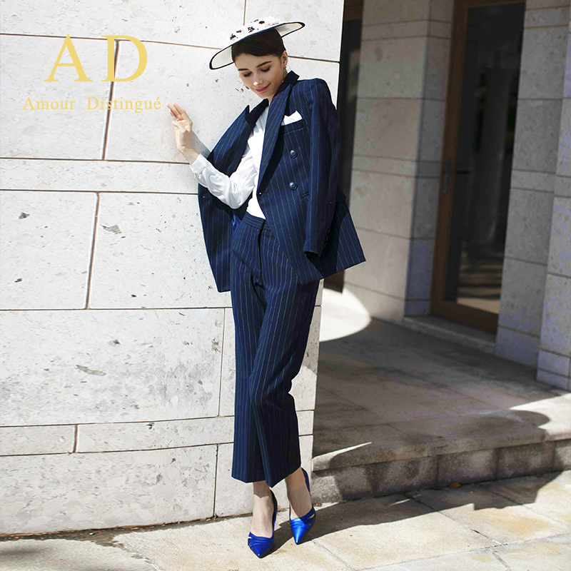 Tailleur femme - Ref 3244809 Image 3