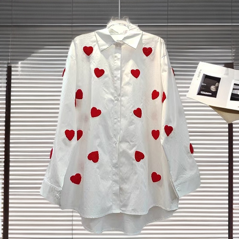 2026 Early Spring New Style, Stylish and High-End White Heart Design Top, Women's Shirt, Loose Shirt