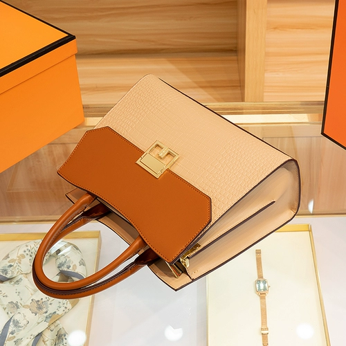 Вместительная и большая сумка на день матери, подарок на день рождения