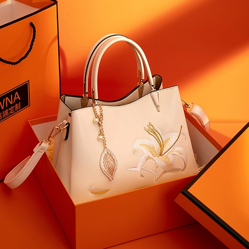 Сумка, барсетка, вместительное и большое ципао, китайский стиль, с вышивкой, подарок на день рождения