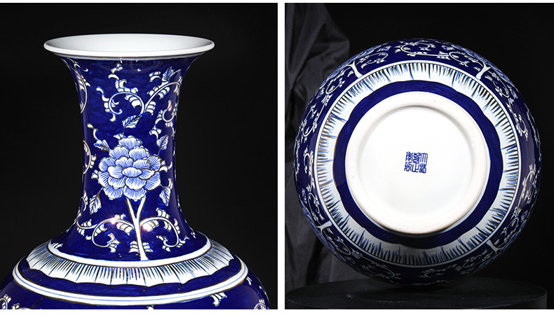 The Master of jingdezhen ceramics hand - made paint Chinese sitting room adornment is placed large blue and white porcelain vases, flower arrangement