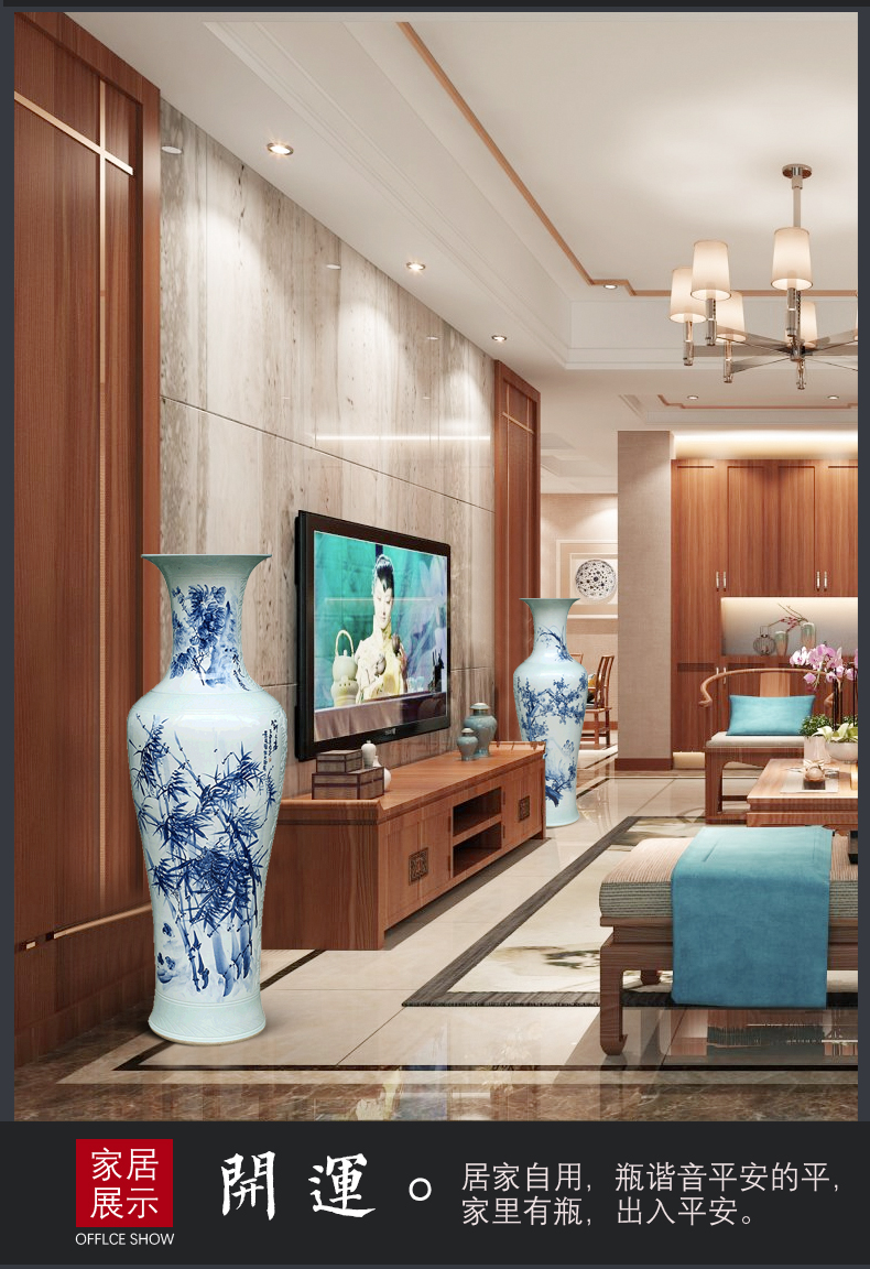 Jingdezhen ceramics hand - made large blue and white porcelain vase sitting room of Chinese style household furnishing articles opening decoration gifts