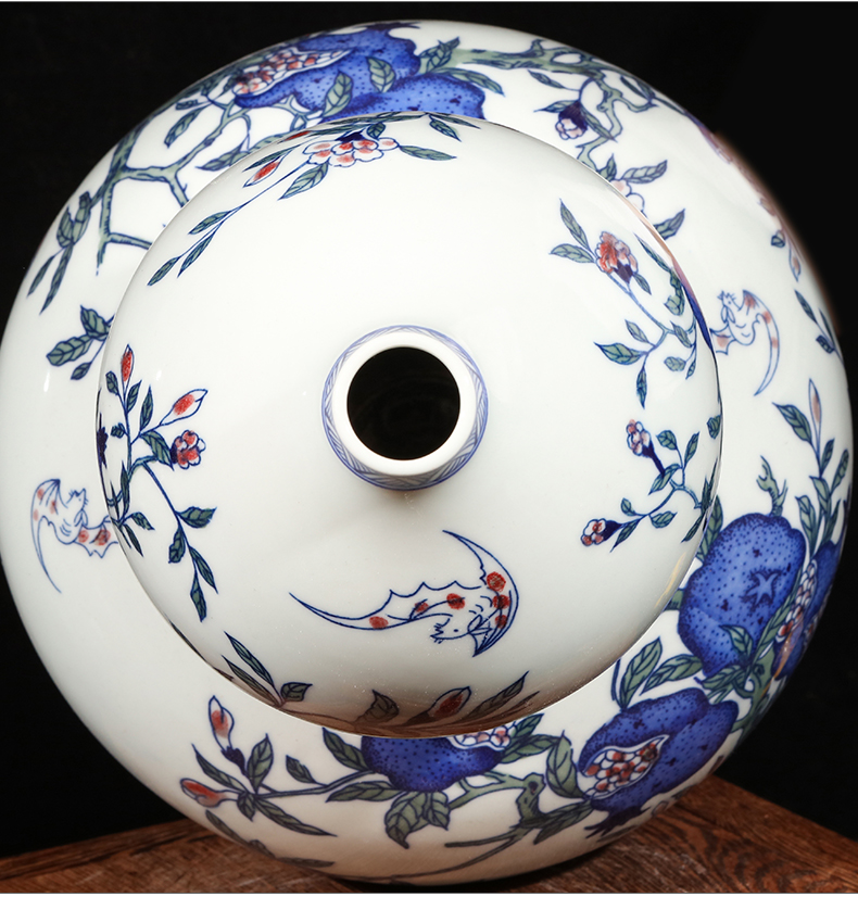 Jingdezhen ceramics imitation qianlong hand - made gourd of blue and white porcelain vases, new Chinese style household wine decorations furnishing articles