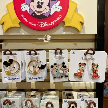 Hong kong disney mickey minnie wedding ring badge chinese wedding dress exchange pin