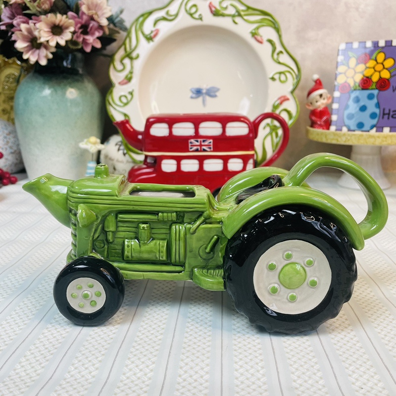 Blue Porcelain Blue Sky Bus Tractor Coffee Pot Vase Ornament Watering Can Cold Water Jug Blue Porcelain Blue Sky Bus Tractor Coffee Pot Vase Ornament Watering Can Cold Water Jug