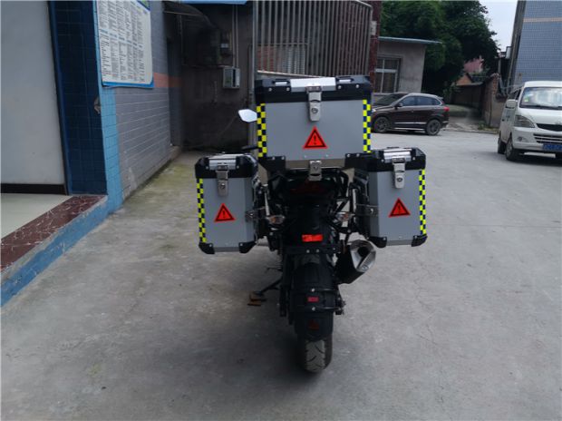 Áp dụng cho 19 hộp bên hợp kim nhôm của Kawasaki z400 Phát hành nhanh chóng ba hộp hộp đuôi được sửa đổi khung bên hộp khung đuôi - Xe gắn máy phía sau hộp hộp đựng đồ xe winner x