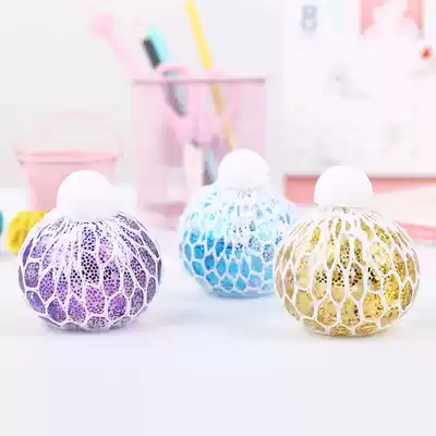 Vent, pinching artifact, grape students, music, decompression, squeezing, squeezing ball, toy ball, whole person, water polo