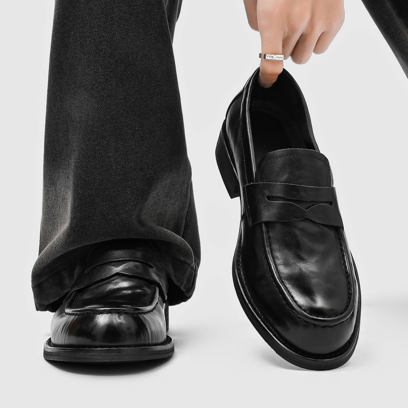 Men's Leather Shoes 2026 New Slip-On Lazy Commuter Height-Increasing Shoes Men's Washed Vintage-Style Solid Leather Loafers Men's Leather Shoes 2026 New Slip-On Lazy Commuter Height-Increasing Shoes Men's Washed Vintage-Style Solid Leather Loafers