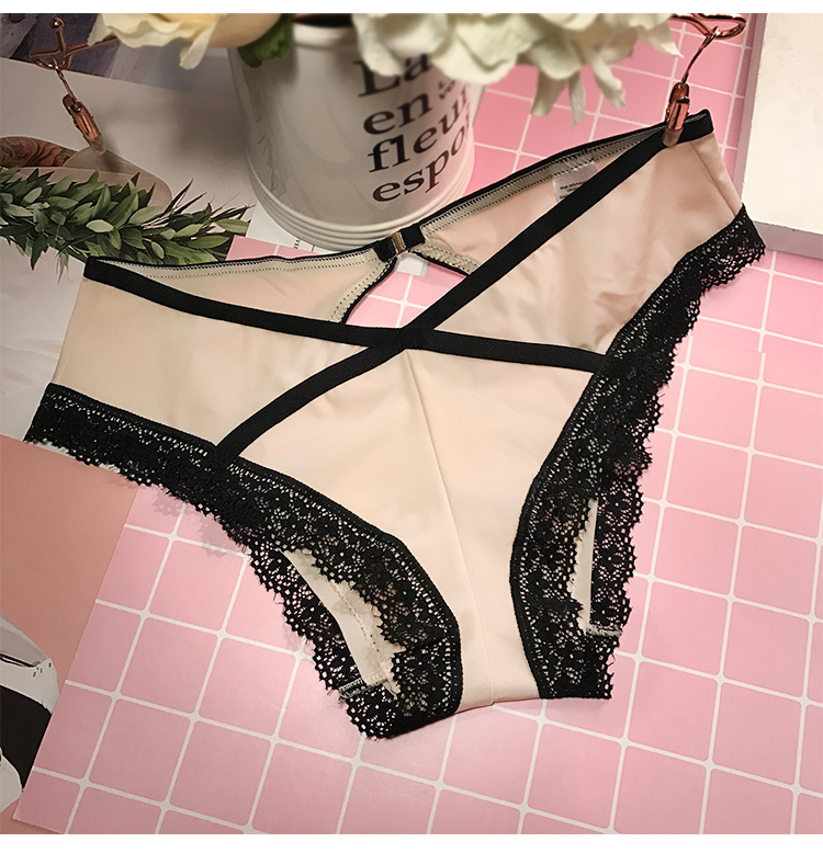 Thời trang châu Âu và Mỹ ren băng lụa khâu lưới mờ chéo quai chéo đồ lót gợi cảm phụ nữ tóm tắt quần lót nữ cho người cao tuổi