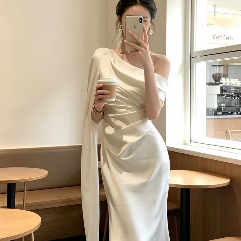 French-Style High-End Satin Dress with One-Shoulder Design for Women, 2026 Summer New Model, Very Beautiful White Slim-Fit Evening Gown Long Dress French-Style High-End Satin Dress with One-Shoulder Design for Women, 2026 Summer New Model, Very Beautiful White Slim-Fit Evening Gown Long Dress