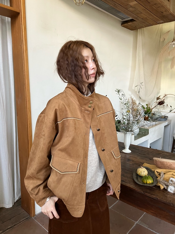 There Are Osmanthus Branches in the Mountains·Dune "City Stroll" Suede Retro Brown Leather Jacket for Petite Women