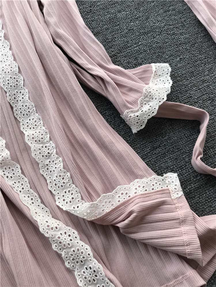 Bộ đồ ngủ nữ mùa thu đông dài tay thoải mái phục vụ đồ cotton tại nhà phù hợp với bộ phận mỏng gợi cảm nước hoa nhỏ ba mảnh các kiểu đồ bộ đẹp