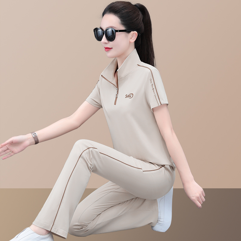 Ice Silk Sports Suit for Women, Summer Thin Style, 2026 New Fashion, Stylish Short-Sleeved Casual Running Outfit, Two-Piece Trendy Set