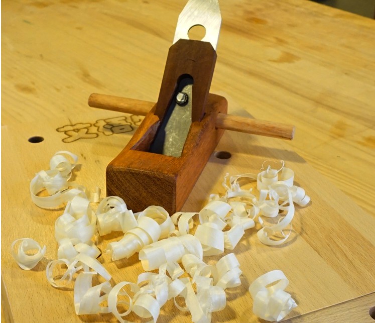 Children's wood planing nursery wood planing wood planing machine small number mini woodworking tool suit material bag Agoite