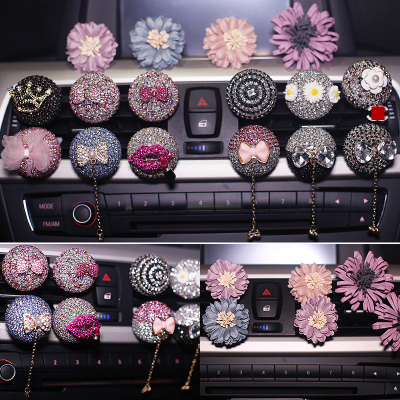 Car Fragrance air outlet decoration Women in car Car Air Conditioning Incense Interiors Pendulum in the car Interior Decoration