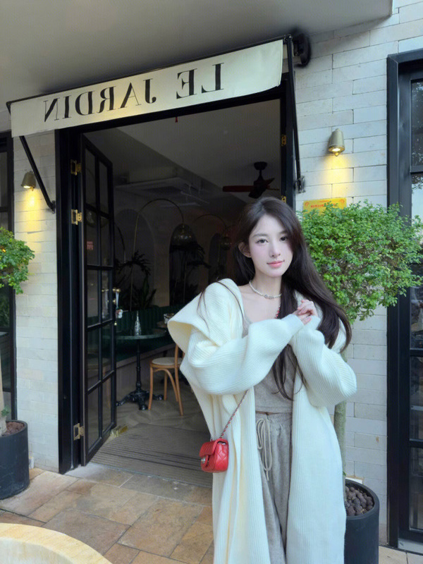 Autumn and Winter Loose and Casual White Hooded Sweater Cardigan for Women, Mid-Length, Thickened, Over-The-Knee, High-End, Soft and Cozy