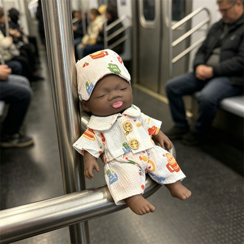 14cm娜塔莎黑娃解压玩具整蛊上班族缓解焦虑神器带衣服丑娃娃套