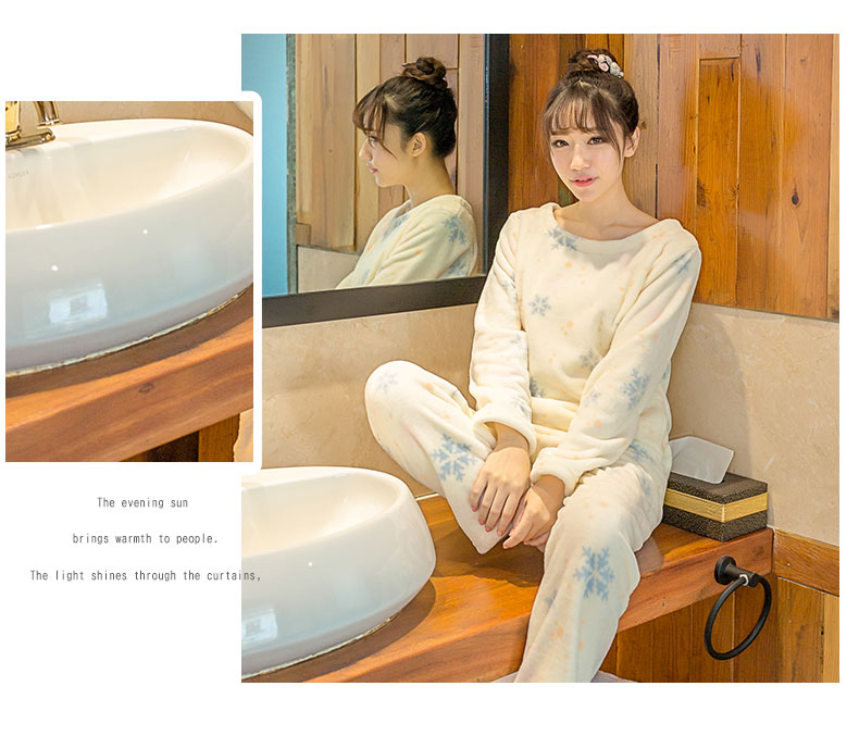 Hỏng mã khuyến mãi mùa thu và mùa đông san hô lông cừu dày dễ thương kích thước lớn đồ ngủ nữ dài tay flannel dịch vụ nhà phù hợp áo ngủ