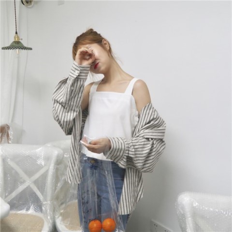 Mùa hè 2018 từ cổ vuông vuông áo yếm dày nữ rộng đeo vai đeo hoa hậu em gái ulzzang bên trong máy tim áo cổ đổ