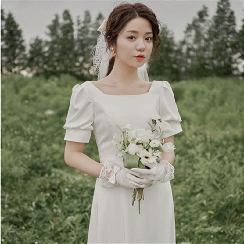 Licensed small white dress spring and summer light wedding dress long-sleeved registration satin French dress tall bridesmaid dress engagement dress