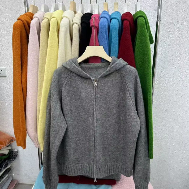 Gray Hooded Double-Zip Sweater Jacket for Women 2026 New Retro Lazy Loose Knit Cardigan Slimming Top Gray Hooded Double-Zip Sweater Jacket for Women 2026 New Retro Lazy Loose Knit Cardigan Slimming Top