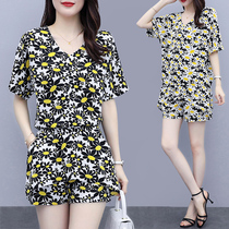 Large size womens floral short sleeve shorts set fashionable 2021 summer new fat sister thin cover meat two-piece set