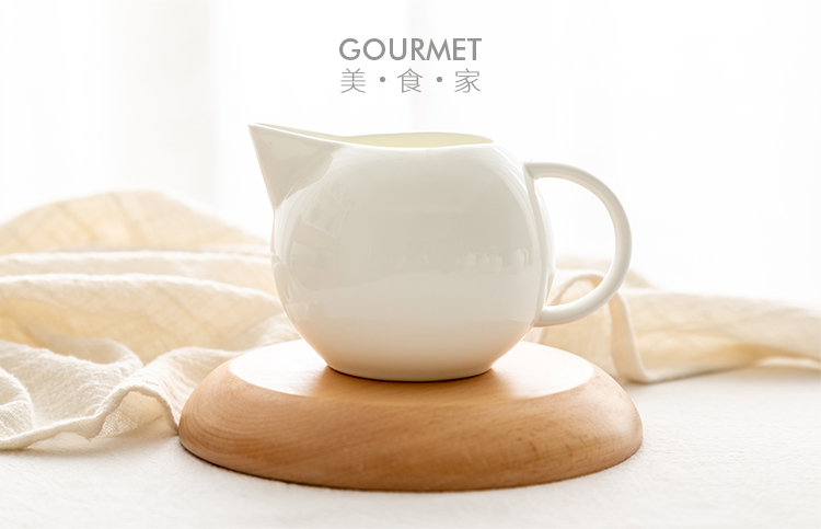 Xương Trung Quốc Tiếng Anh bình sữa gốm sứ bình sữa cà phê cộng với cốc sữa mini bình sữa nhà nhà kiểu dáng ly ong máy xay cà phê cầm tay