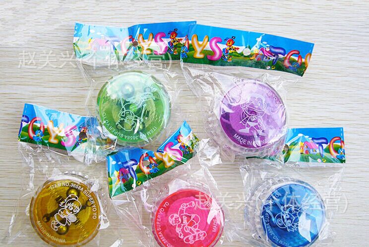 Trẻ em bằng nhựa dạ quang Yo-Yo chuyên nghiệp trừng mắt yo-yo bóng giá rẻ với bóng đồ chơi yoyo thể thao 